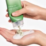 Anua Heartleaf Quercetinol Pore Deep Cleansing Foam 150ml - Image 2